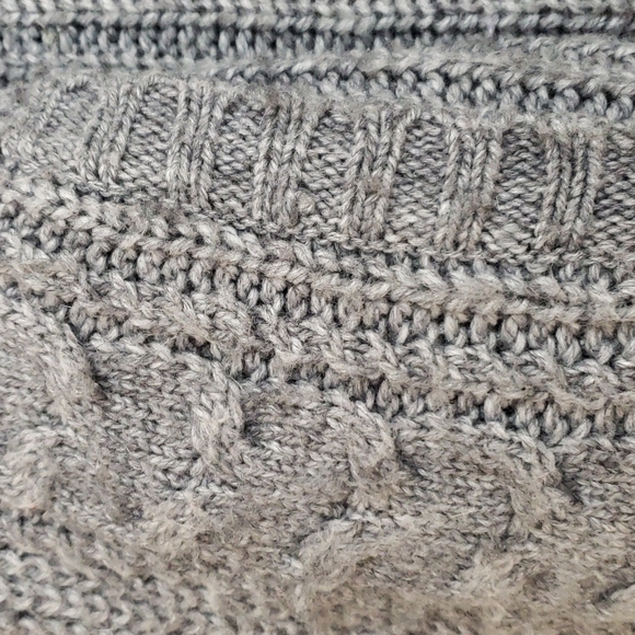 Zara Faux Fur Cable Knit Vest - Picture 11 of 11